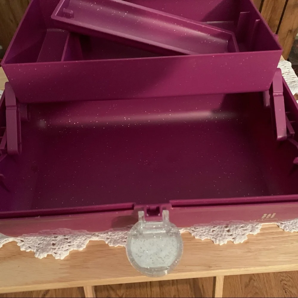 Vintage Caboodles Makeup Case